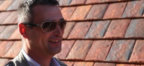 <em>Upraviť Prečo vybrať</em> Škridle vytvorené pre TEBA